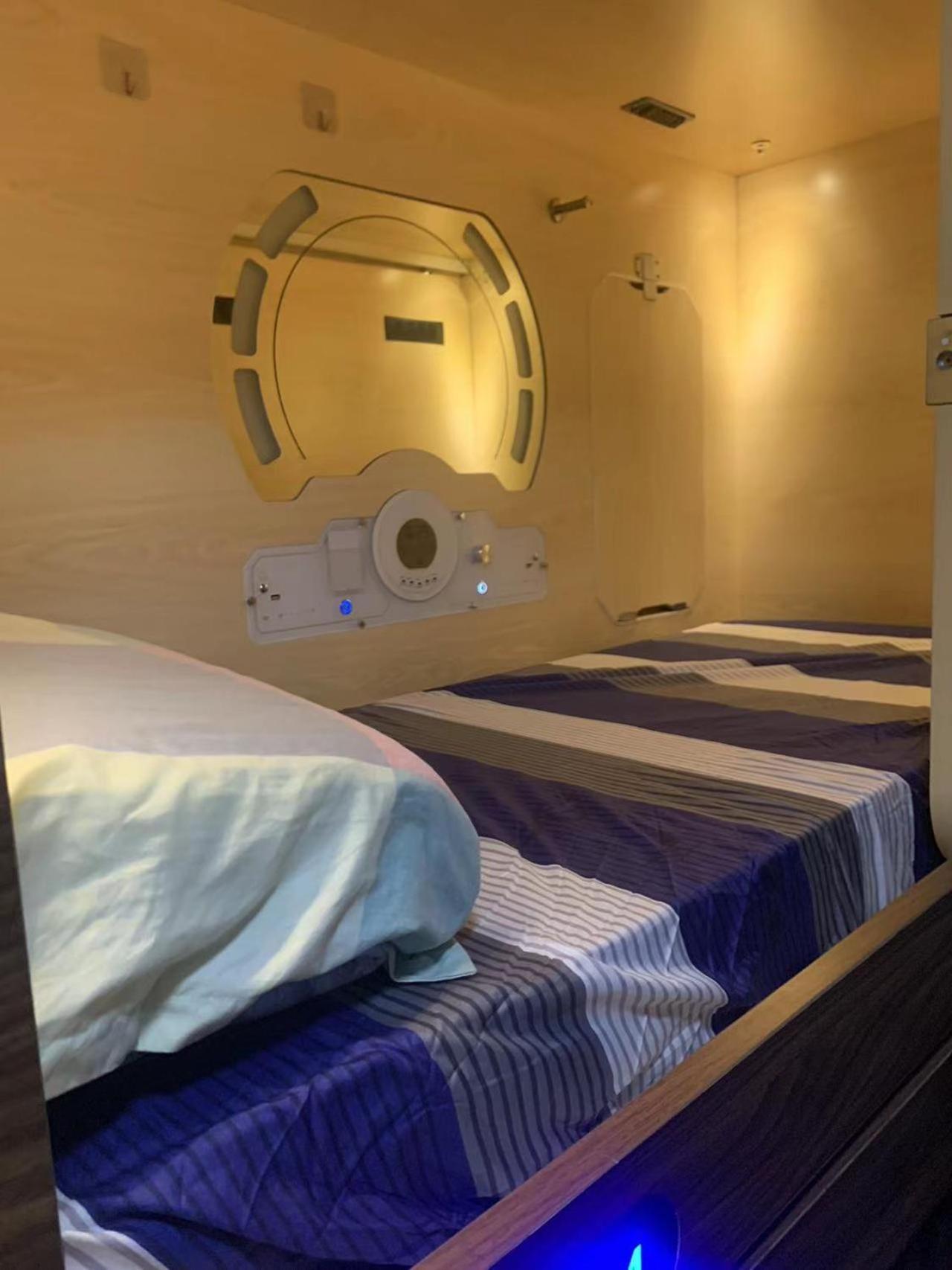 Sleep Cubee Hostel هونغ كونغ المظهر الخارجي الصورة